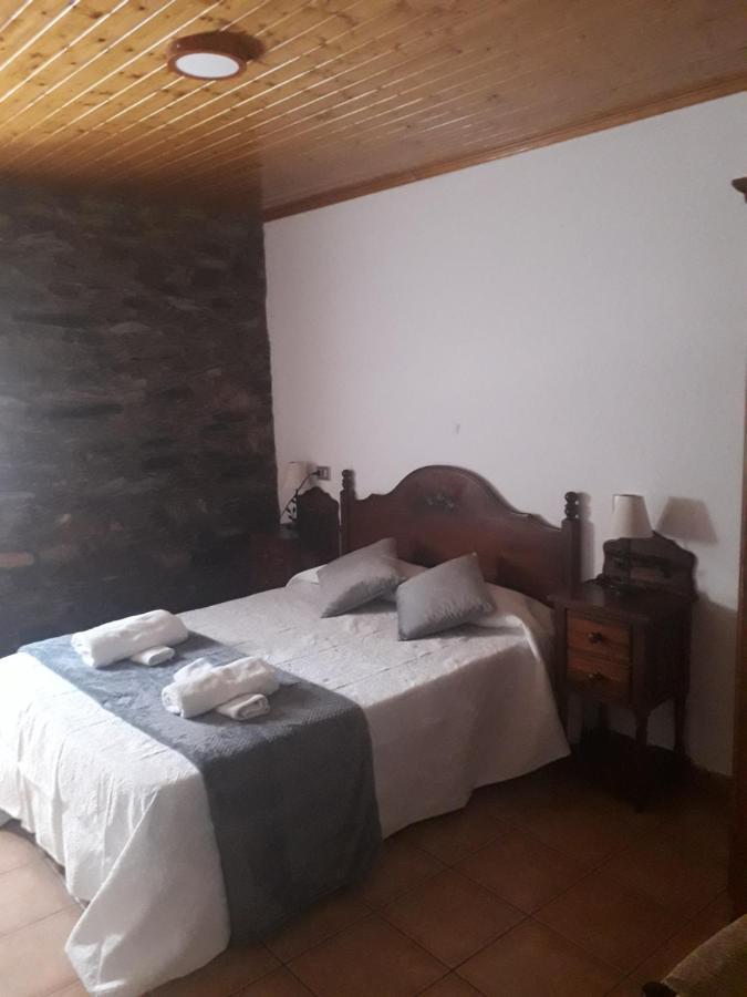 Casa Quiroga Couette-café Lamas do Biduedo